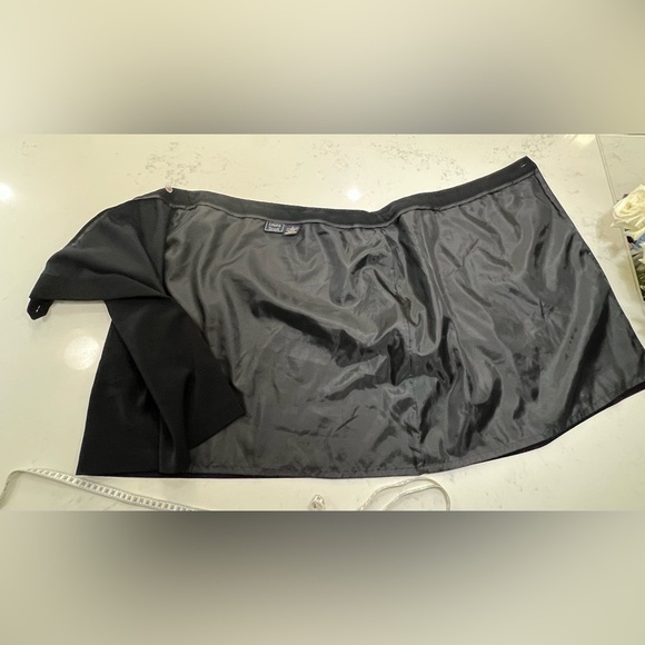 Laura Scott Classic Black Mini Skirt - Picture 6 of 7